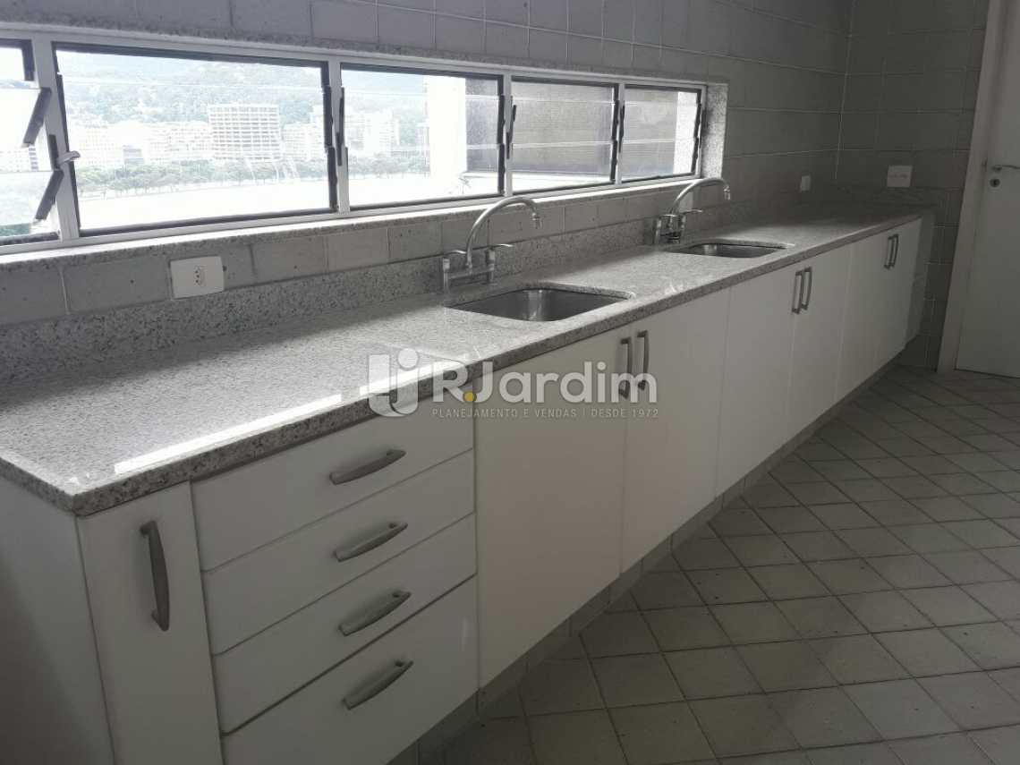 Conheça Cozinha Planejada do imóvel - Cobertura Botafogo 4 Quartos Aluguel Administração Imóveis - LACO40127 - 26 Cozinha Planejada - Cobertura Botafogo 4 Quartos Aluguel Administração Imóveis - LACO40127 - 26