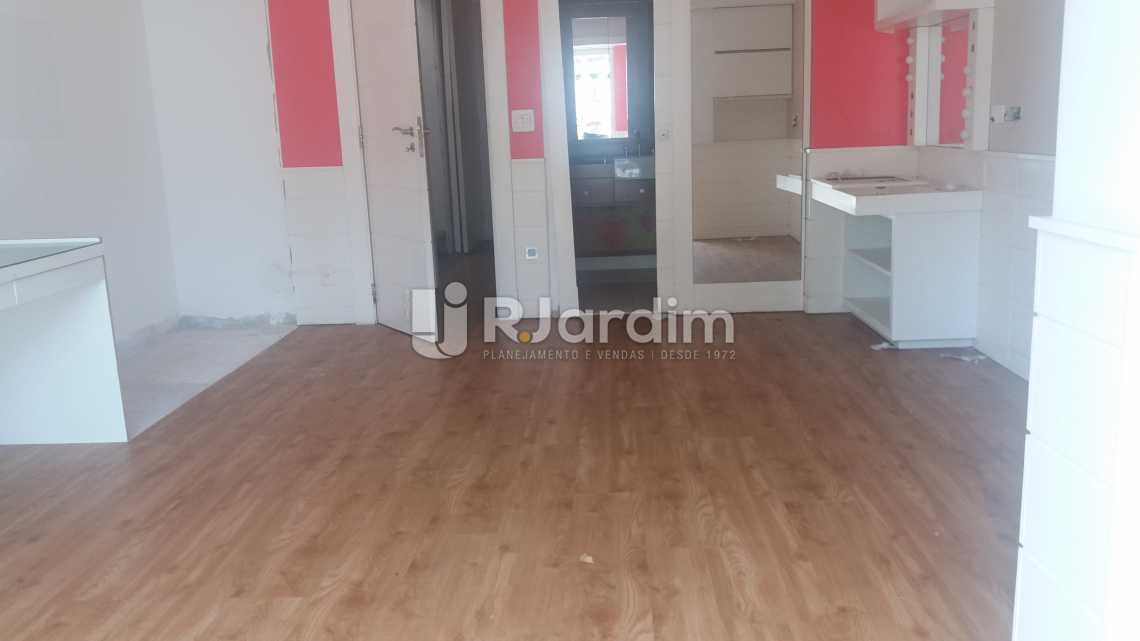 Conheça Suíte 2 do imóvel - Casa à venda Rua Embaixador Graça Aranha,Leblon, Zona Sul,Rio de Janeiro - R$ 18.000.000 - LACA50020 - 12 Suíte 2 - Casa à venda Rua Embaixador Graça Aranha,Leblon, Zona Sul,Rio de Janeiro - R$ 18.000.000 - LACA50020 - 12