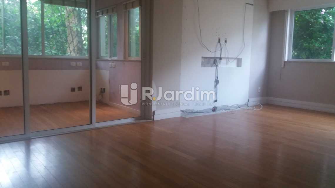 Conheça Suíte master do imóvel - Casa à venda Rua Embaixador Graça Aranha,Leblon, Zona Sul,Rio de Janeiro - R$ 18.000.000 - LACA50020 - 15 Suíte master - Casa à venda Rua Embaixador Graça Aranha,Leblon, Zona Sul,Rio de Janeiro - R$ 18.000.000 - LACA50020 - 15