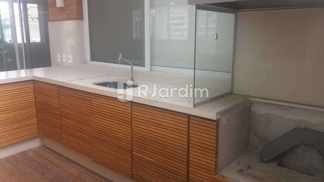 Conheça Churrasqueira do imóvel - Casa à venda Rua Embaixador Graça Aranha,Leblon, Zona Sul,Rio de Janeiro - R$ 18.000.000 - LACA50020 - 25 Churrasqueira - Casa à venda Rua Embaixador Graça Aranha,Leblon, Zona Sul,Rio de Janeiro - R$ 18.000.000 - LACA50020 - 25