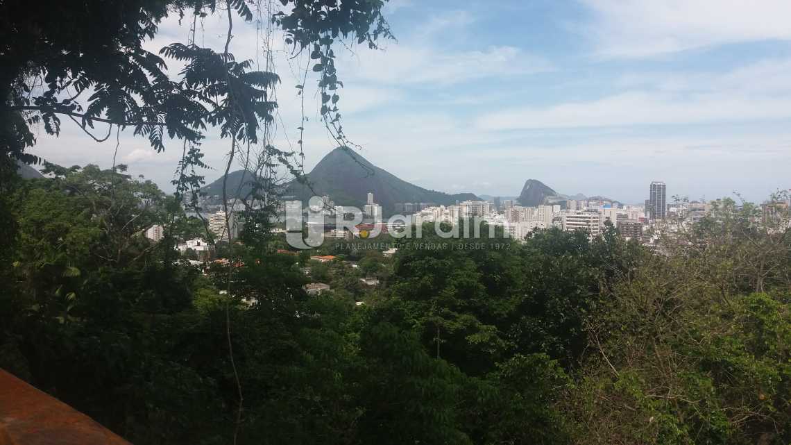 Conheça Vista do imóvel - Casa à venda Rua Embaixador Graça Aranha,Leblon, Zona Sul,Rio de Janeiro - R$ 18.000.000 - LACA50020 - 29 Vista - Casa à venda Rua Embaixador Graça Aranha,Leblon, Zona Sul,Rio de Janeiro - R$ 18.000.000 - LACA50020 - 29