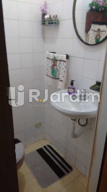 Conheça lavabo do imóvel - Apartamento 4 quartos à venda Copacabana, Zona Sul,Rio de Janeiro - R$ 1.600.000 - LAAP40586 - 8 lavabo - Apartamento 4 quartos à venda Copacabana, Zona Sul,Rio de Janeiro - R$ 1.600.000 - LAAP40586 - 8
