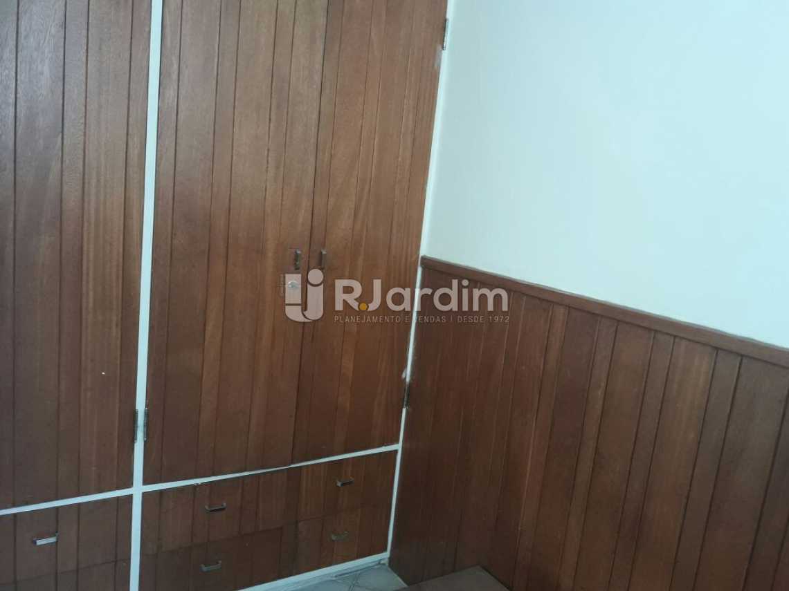 Conheça Quarto de dependência do imóvel - Urca Cobertura 4 Quartos Compra Venda Imóveis - LACO40129 - 25 Quarto de dependência - Urca Cobertura 4 Quartos Compra Venda Imóveis - LACO40129 - 25