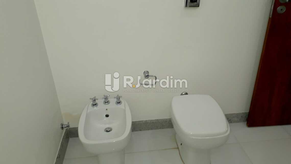 Conheça banheiro do imóvel - Apartamento 3 quartos Copacabana - LAAP40589 - 22 banheiro - Apartamento 3 quartos Copacabana - LAAP40589 - 22