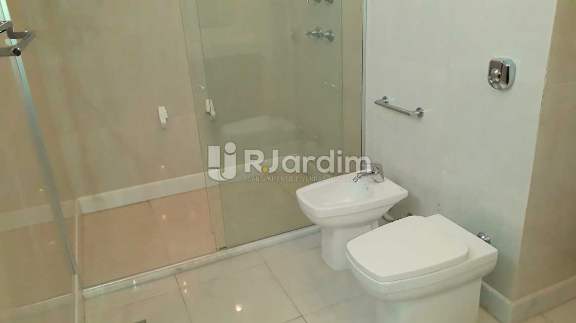 Conheça banheiro da suíte do imóvel - Apartamento 3 quartos Copacabana - LAAP40589 - 25 banheiro da suíte - Apartamento 3 quartos Copacabana - LAAP40589 - 25