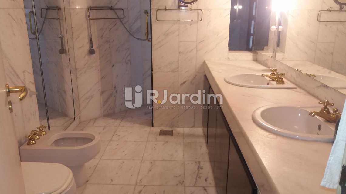 Conheça Banheiro suíte do imóvel - Imóveis Compra Venda Ipanema 4 Quartos - LAAP40596 - 22 Banheiro suíte - Imóveis Compra Venda Ipanema 4 Quartos - LAAP40596 - 22