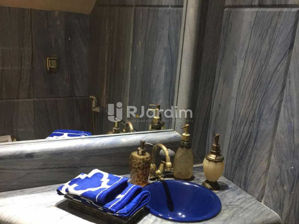 Conheça BARRA DA TIJUCA do imóvel - Compra Venda Avaliação Imóveis Casa Barra da Tijuca 5 Suítes - LACN50006 - 12 BARRA DA TIJUCA - Compra Venda Avaliação Imóveis Casa Barra da Tijuca 5 Suítes - LACN50006 - 12