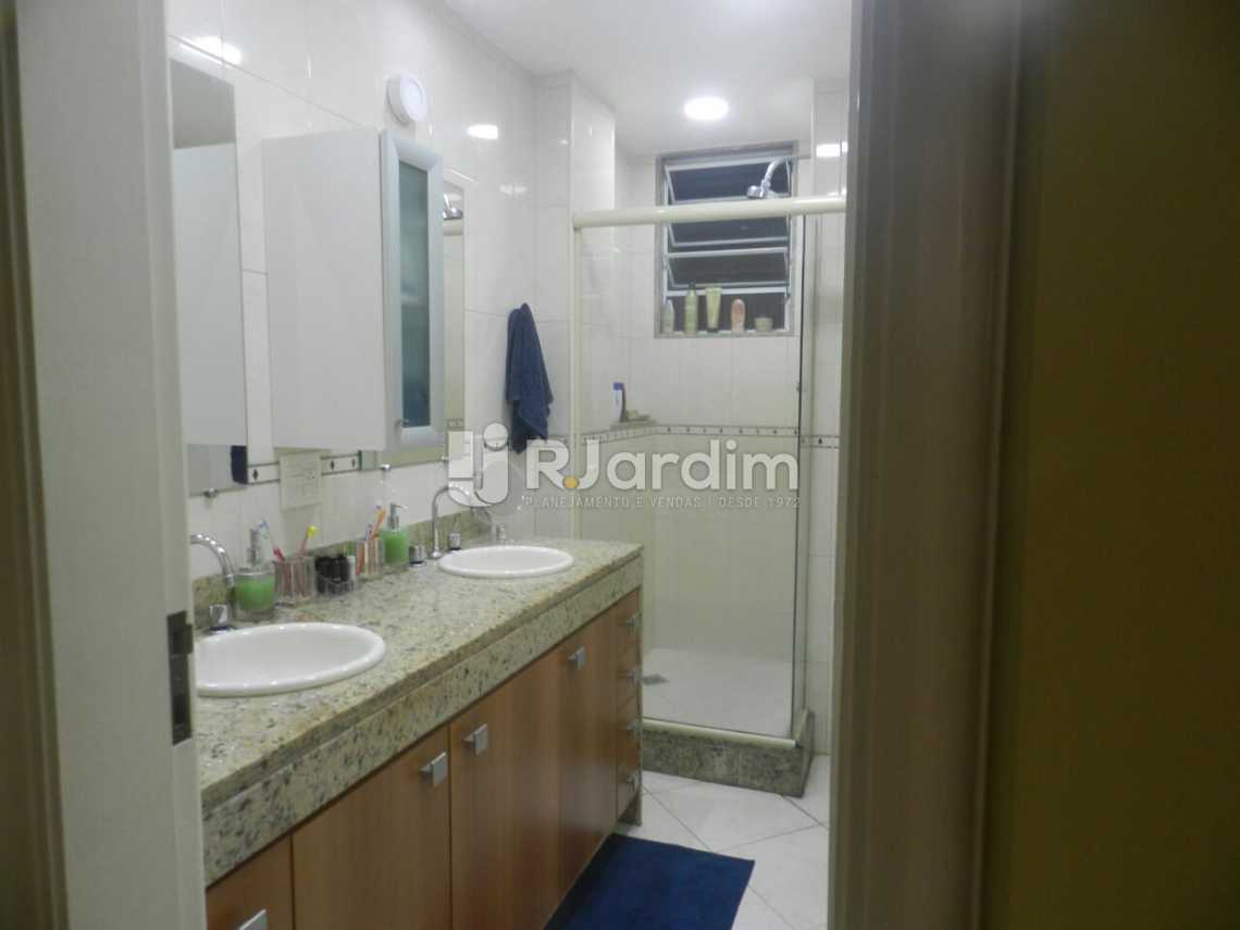 Conheça Banheiro Social do imóvel - Apartamento 3 quartos Copacabana - LAAP31462 - 6 Banheiro Social - Apartamento 3 quartos Copacabana - LAAP31462 - 6