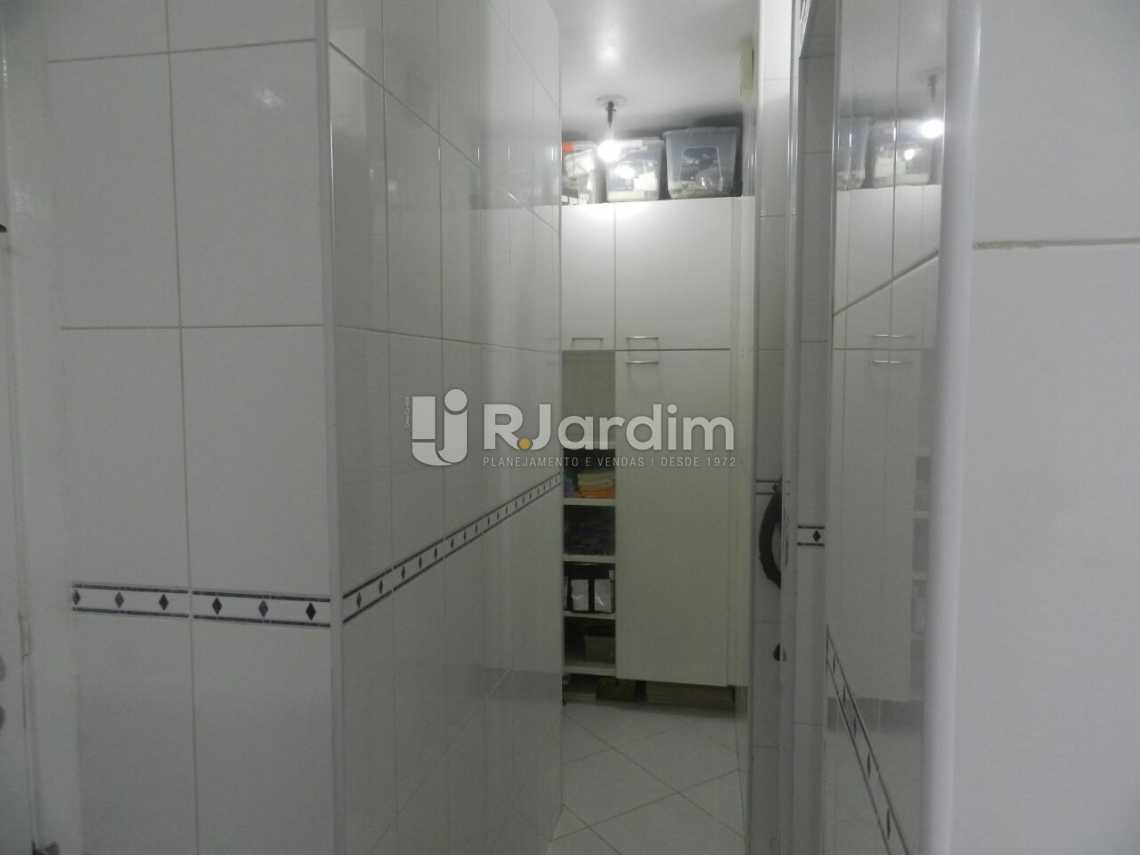 Conheça WC e Despensa do imóvel - Apartamento 3 quartos Copacabana - LAAP31462 - 17 WC e Despensa - Apartamento 3 quartos Copacabana - LAAP31462 - 17