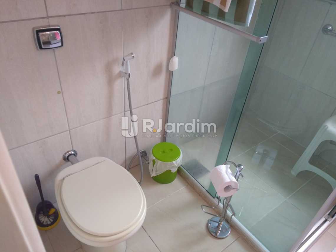 Conheça Banheiro da Suíte do imóvel - Casa de Vila Residencial Botafogo - LACV30006 - 17 Banheiro da Suíte - Casa de Vila Residencial Botafogo - LACV30006 - 17