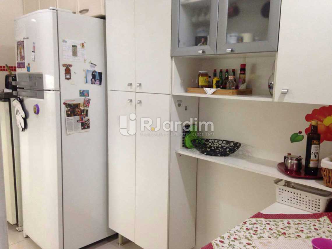 Conheça WhatsApp Image 2018-02-27 at 1 do imóvel - Aluguel Apartamento Jardim Botânico 3 Quartos - LAAP31495 - 14 WhatsApp Image 2018-02-27 at 1 - Aluguel Apartamento Jardim Botânico 3 Quartos - LAAP31495 - 14