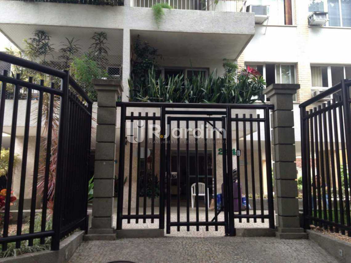 Conheça WhatsApp Image 2018-02-27 at 1 do imóvel - Aluguel Apartamento Jardim Botânico 3 Quartos - LAAP31495 - 19 WhatsApp Image 2018-02-27 at 1 - Aluguel Apartamento Jardim Botânico 3 Quartos - LAAP31495 - 19