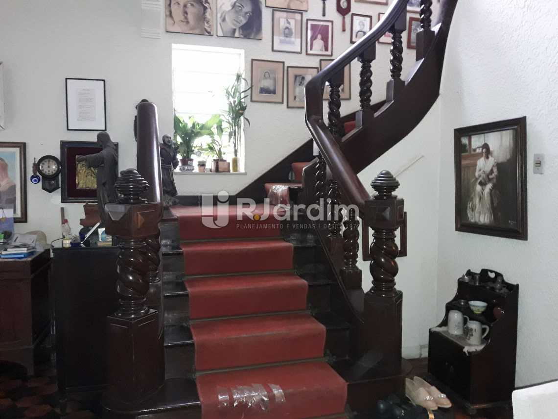 Conheça Escada linear do imóvel - Casa à venda Rua Barão da Torre,Ipanema, Zona Sul,Rio de Janeiro - R$ 7.500.000 - LACA40033 - 14 Escada linear - Casa à venda Rua Barão da Torre,Ipanema, Zona Sul,Rio de Janeiro - R$ 7.500.000 - LACA40033 - 14