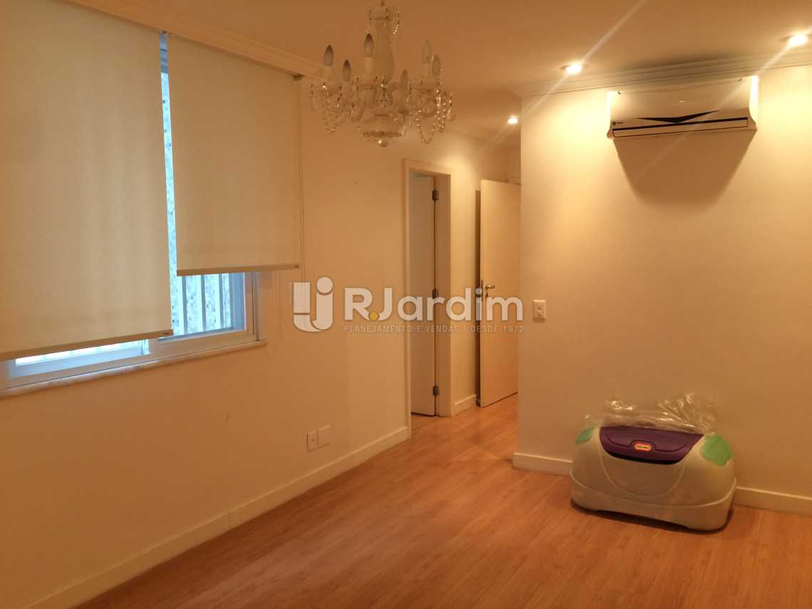 Conheça suíte do imóvel - Compra Venda Avaliação Imóveis Apartamento Ipanema 2 Quartos - LAAP21075 - 12 suíte - Compra Venda Avaliação Imóveis Apartamento Ipanema 2 Quartos - LAAP21075 - 12