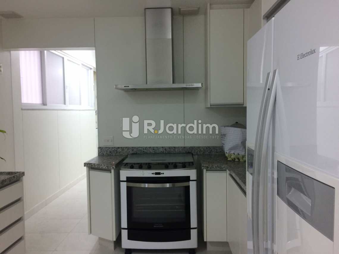 Conheça cozinha do imóvel - Compra Venda Avaliação Imóveis Apartamento Ipanema 2 Quartos - LAAP21075 - 24 cozinha - Compra Venda Avaliação Imóveis Apartamento Ipanema 2 Quartos - LAAP21075 - 24