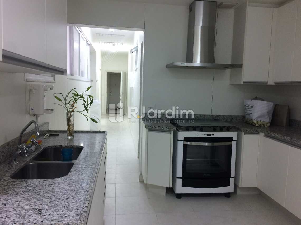 Conheça cozinha do imóvel - Compra Venda Avaliação Imóveis Apartamento Ipanema 2 Quartos - LAAP21075 - 21 cozinha - Compra Venda Avaliação Imóveis Apartamento Ipanema 2 Quartos - LAAP21075 - 21