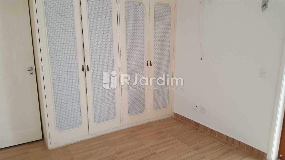 Conheça Quarto suite do imóvel - Cobertura Compra Venda Botafogo 3 Quartos - LACO30218 - 8 Quarto suite - Cobertura Compra Venda Botafogo 3 Quartos - LACO30218 - 8