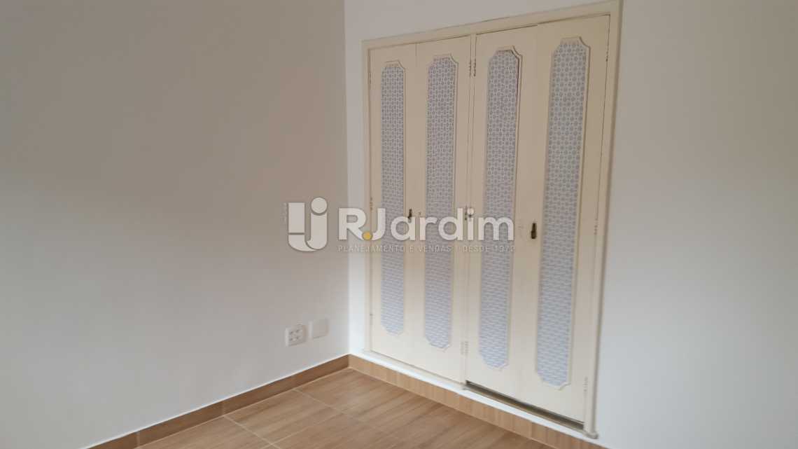 Conheça Quarto suite do imóvel - Cobertura Compra Venda Botafogo 3 Quartos - LACO30218 - 9 Quarto suite - Cobertura Compra Venda Botafogo 3 Quartos - LACO30218 - 9