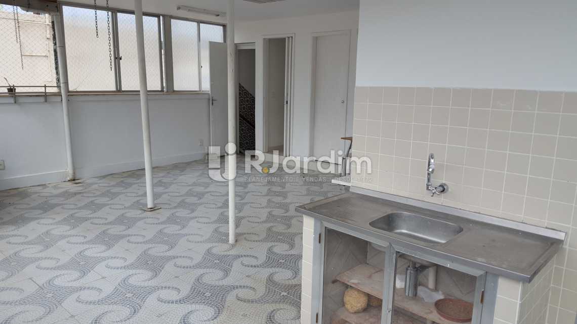 Conheça Terraço do imóvel - Cobertura Compra Venda Botafogo 3 Quartos - LACO30218 - 16 Terraço - Cobertura Compra Venda Botafogo 3 Quartos - LACO30218 - 16