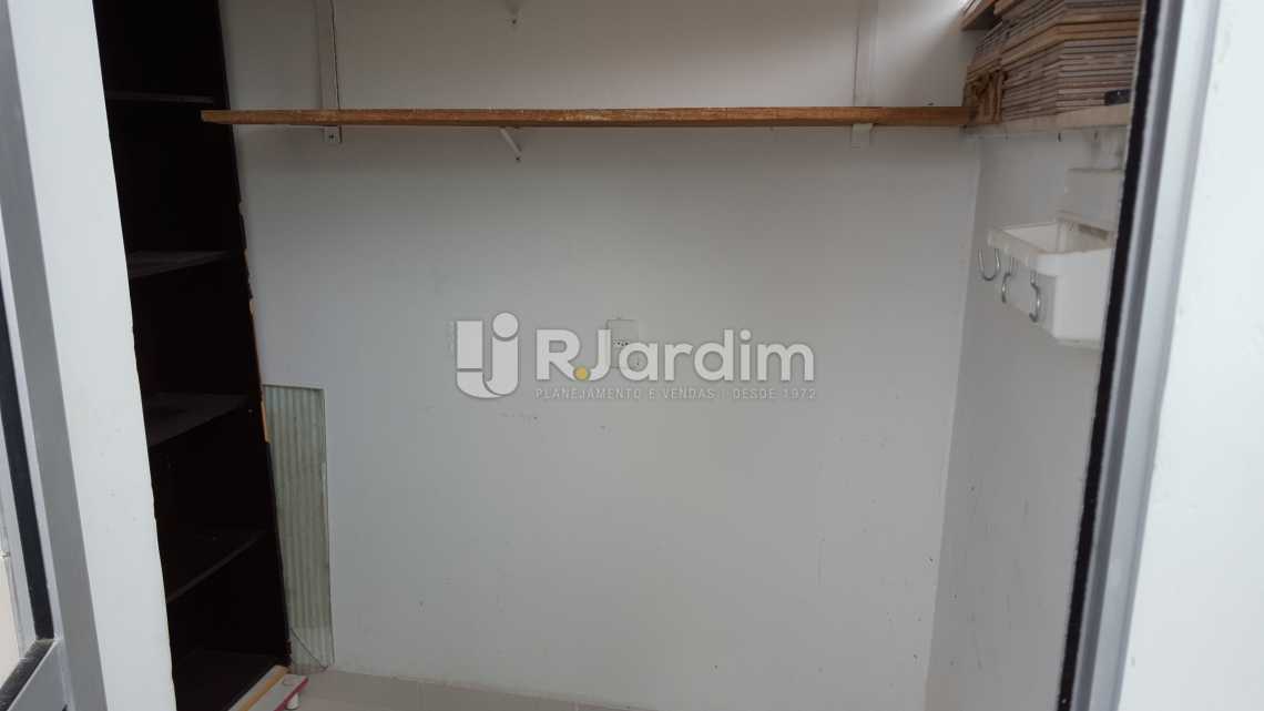 Conheça Quarto serviço terraço do imóvel - Cobertura Compra Venda Botafogo 3 Quartos - LACO30218 - 17 Quarto serviço terraço - Cobertura Compra Venda Botafogo 3 Quartos - LACO30218 - 17