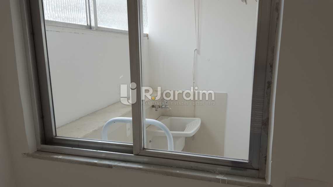 Conheça Quarto terraço do imóvel - Cobertura Compra Venda Botafogo 3 Quartos - LACO30218 - 18 Quarto terraço - Cobertura Compra Venda Botafogo 3 Quartos - LACO30218 - 18