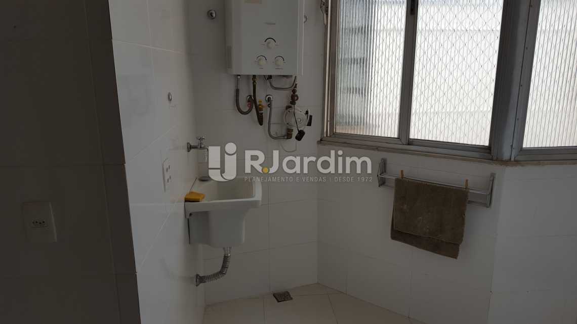 Conheça Área serviço do imóvel - Cobertura Compra Venda Botafogo 3 Quartos - LACO30218 - 27 Área serviço - Cobertura Compra Venda Botafogo 3 Quartos - LACO30218 - 27