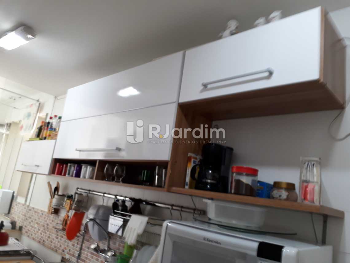Conheça Armários Cozinha do imóvel - Cobertura Lagoa 2 Quartos Compra Venda Avaliação Imóveis - LACO20075 - 17 Armários Cozinha - Cobertura Lagoa 2 Quartos Compra Venda Avaliação Imóveis - LACO20075 - 17