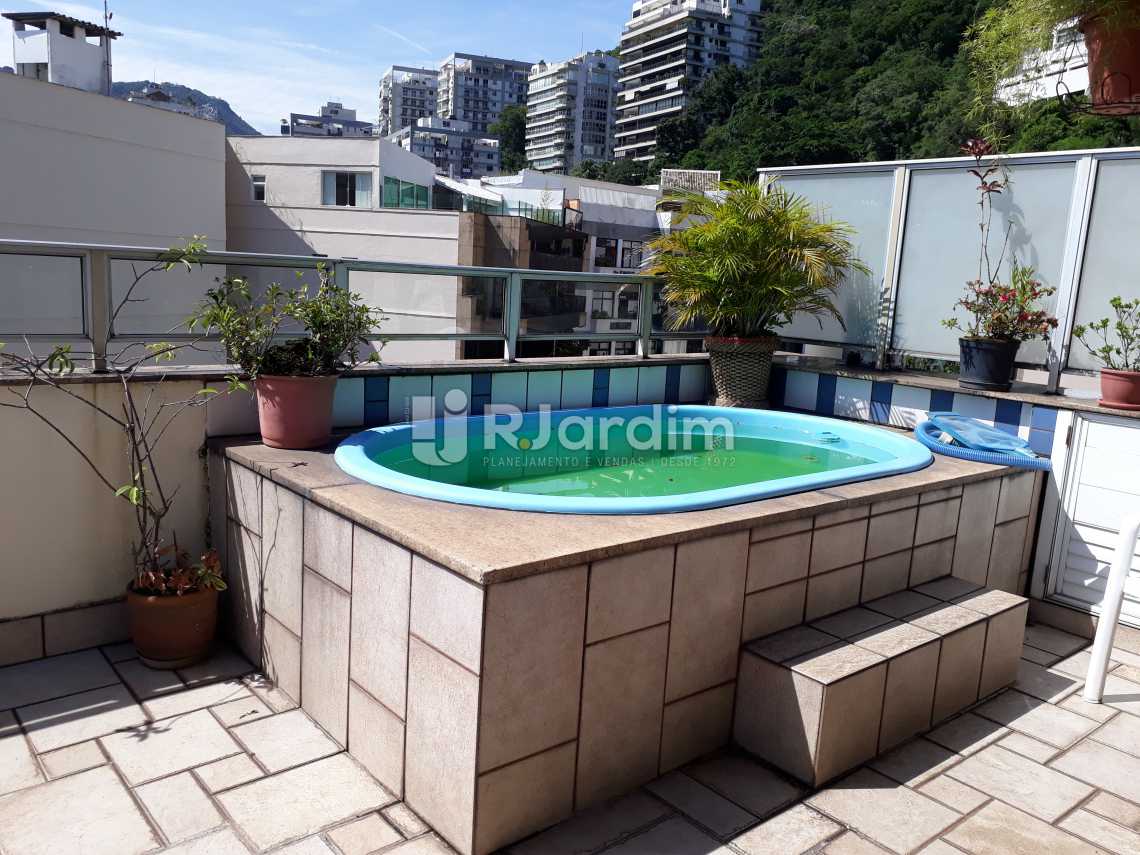 Conheça Terraço Piscina do imóvel - Cobertura Lagoa 2 Quartos Compra Venda Avaliação Imóveis - LACO20075 - 5 Terraço Piscina - Cobertura Lagoa 2 Quartos Compra Venda Avaliação Imóveis - LACO20075 - 5