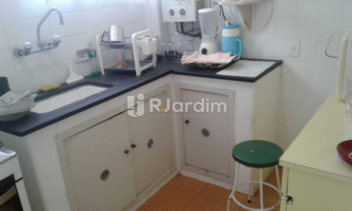 Conheça COZINHA do imóvel - Imóveis Compra Venda Avaliação Apartamento Leblon 3 Quartos - LAAP31532 - 22 COZINHA - Imóveis Compra Venda Avaliação Apartamento Leblon 3 Quartos - LAAP31532 - 22