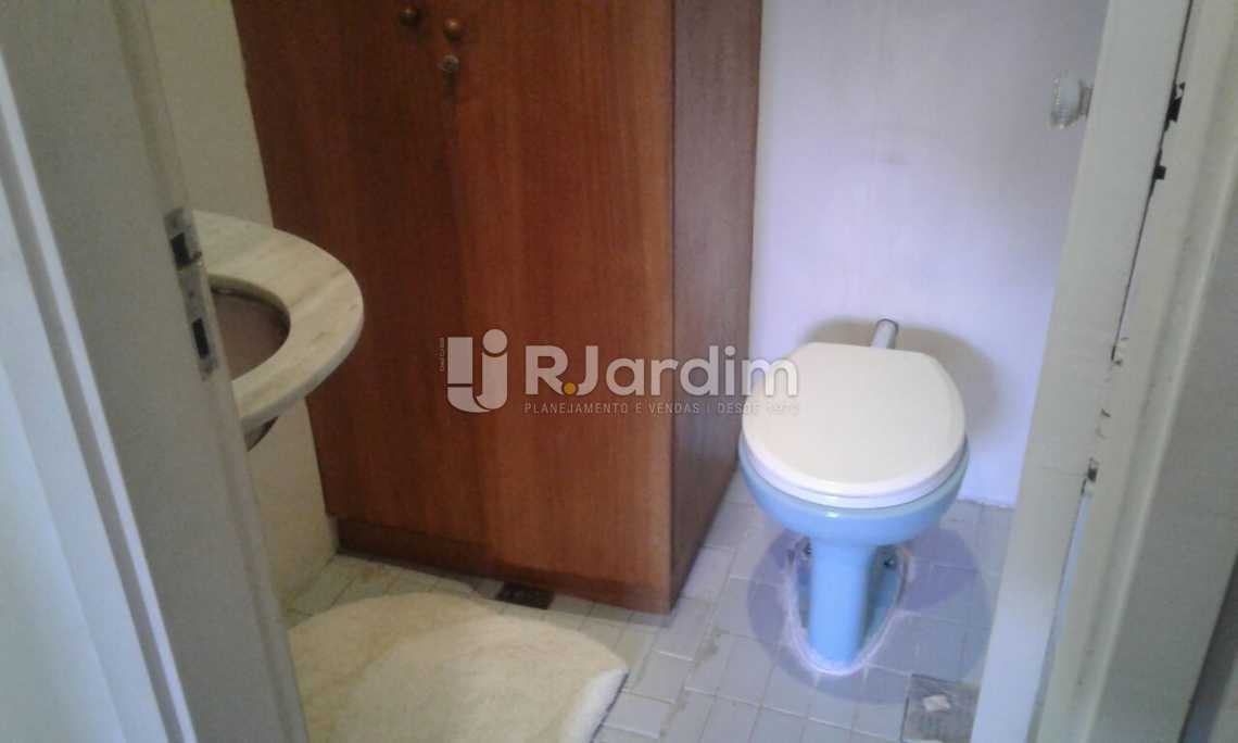 Conheça LAVABO do imóvel - Imóveis Compra Venda Avaliação Apartamento Leblon 3 Quartos - LAAP31532 - 23 LAVABO - Imóveis Compra Venda Avaliação Apartamento Leblon 3 Quartos - LAAP31532 - 23