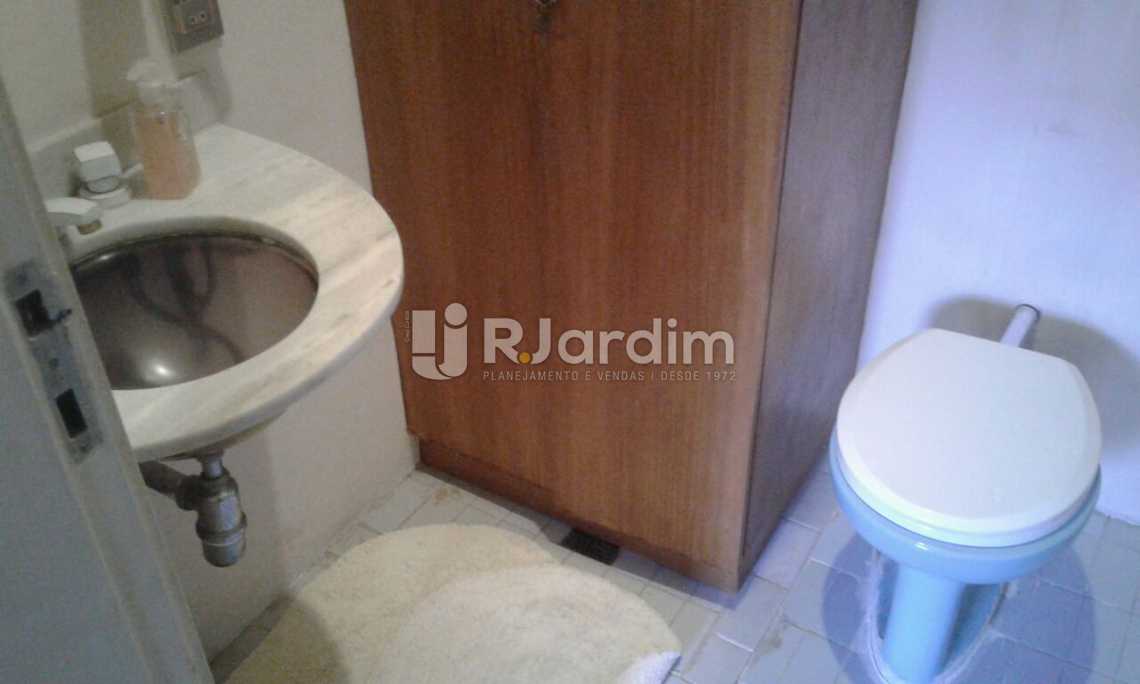 Conheça LAVABO do imóvel - Imóveis Compra Venda Avaliação Apartamento Leblon 3 Quartos - LAAP31532 - 24 LAVABO - Imóveis Compra Venda Avaliação Apartamento Leblon 3 Quartos - LAAP31532 - 24