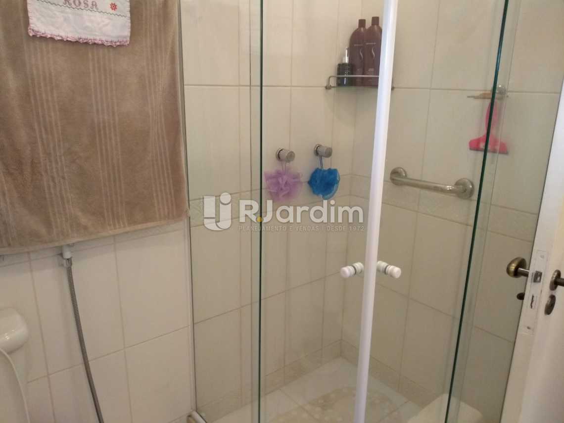 Conheça banheiro do imóvel - Imóveis Compra Venda Avaliação Apartamento Humaitá 3 Quartos - LAAP31556 - 17 banheiro - Imóveis Compra Venda Avaliação Apartamento Humaitá 3 Quartos - LAAP31556 - 17