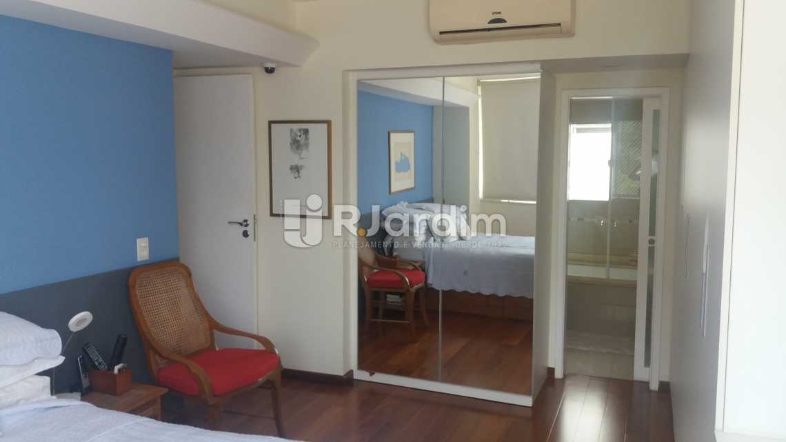 Conheça Suíte do imóvel - Apartamento Copacabana 2 Quartos Compra Venda Avaliação Imóveis - LAAP21098 - 18 Suíte - Apartamento Copacabana 2 Quartos Compra Venda Avaliação Imóveis - LAAP21098 - 18