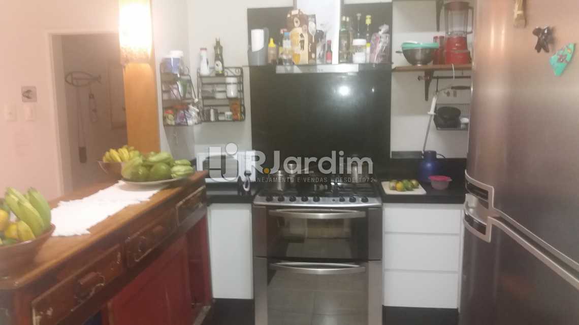 Conheça Cozinha do imóvel - Compra Venda Apartamento Copacabana 3 Quartos - LAAP31566 - 6 Cozinha - Compra Venda Apartamento Copacabana 3 Quartos - LAAP31566 - 6