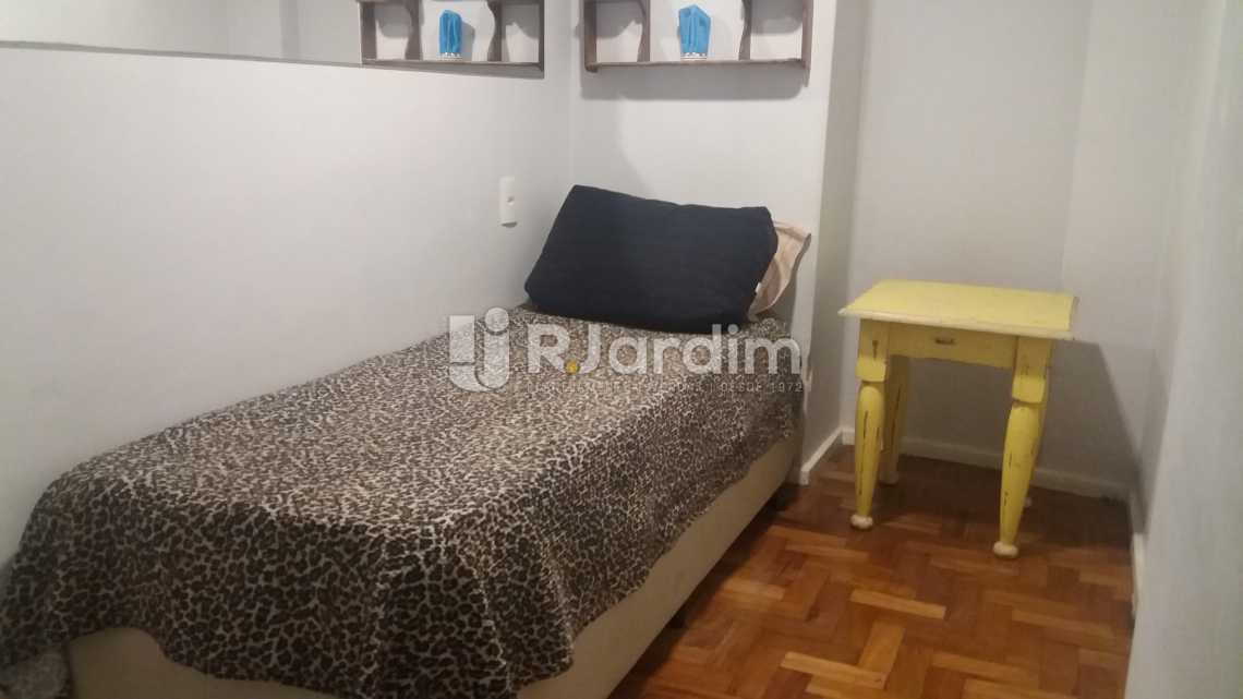Conheça Dependência do imóvel - Compra Venda Apartamento Copacabana 3 Quartos - LAAP31566 - 24 Dependência - Compra Venda Apartamento Copacabana 3 Quartos - LAAP31566 - 24