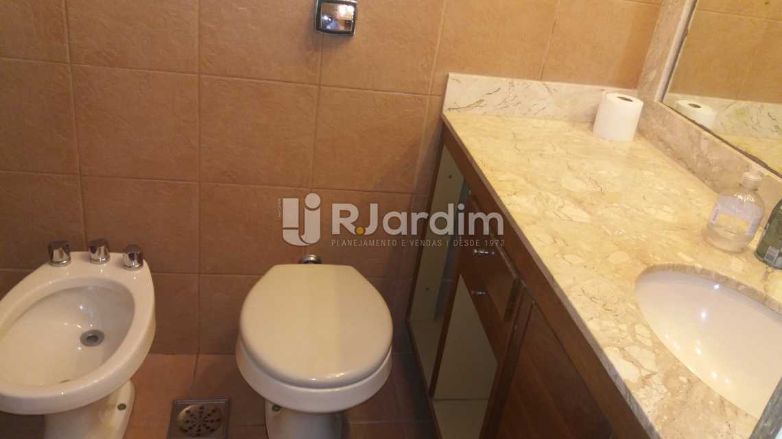 Conheça Banheiro social do imóvel - Compra Venda Apartamento Ipanema 4 Quartos - LAAP40624 - 11 Banheiro social - Compra Venda Apartamento Ipanema 4 Quartos - LAAP40624 - 11