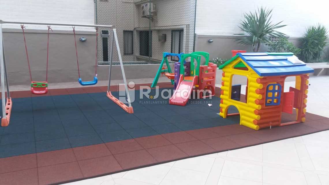 Conheça Play do imóvel - Compra Venda Apartamento Ipanema 4 Quartos - LAAP40624 - 16 Play - Compra Venda Apartamento Ipanema 4 Quartos - LAAP40624 - 16