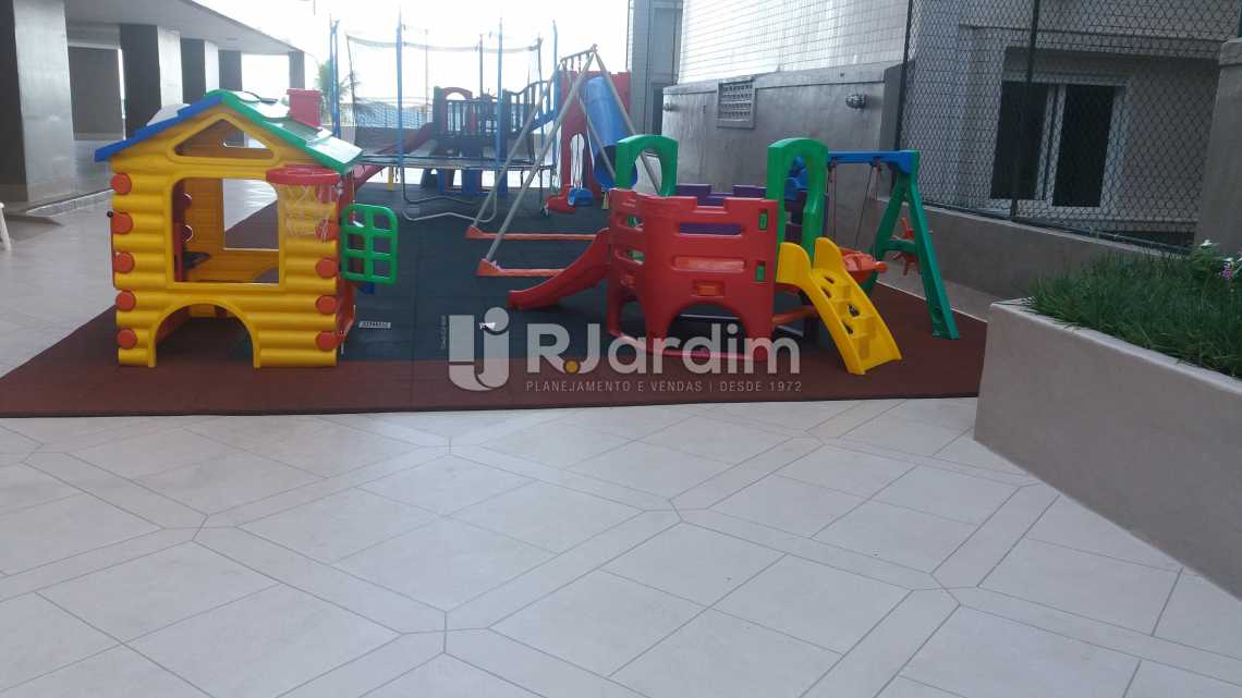 Conheça Play do imóvel - Compra Venda Apartamento Ipanema 4 Quartos - LAAP40624 - 19 Play - Compra Venda Apartamento Ipanema 4 Quartos - LAAP40624 - 19