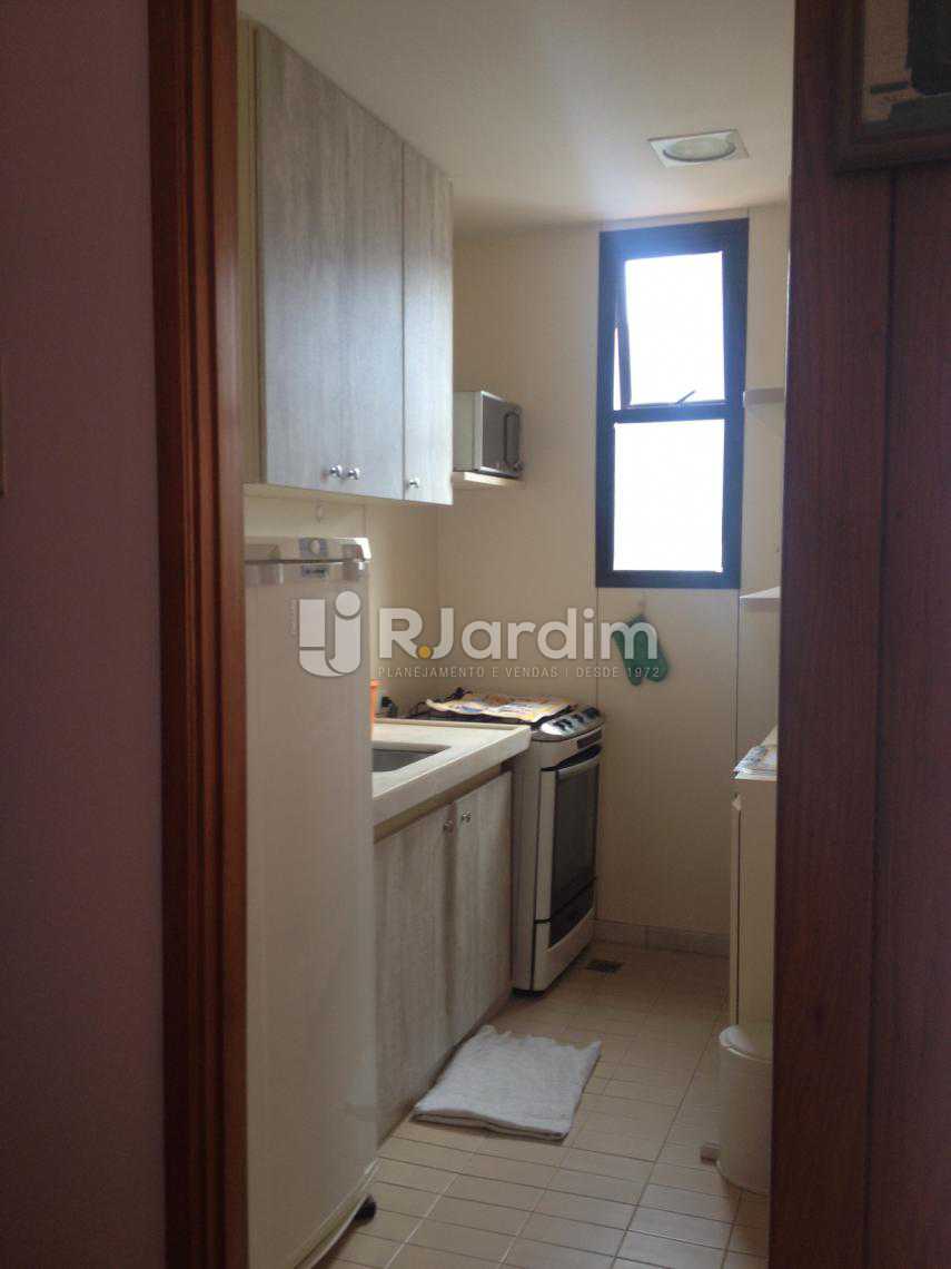 Conheça Cozinha do imóvel - Flat Para Alugar - Leblon - Rio de Janeiro - RJ - LAFL10068 - 10 Cozinha - Flat Para Alugar - Leblon - Rio de Janeiro - RJ - LAFL10068 - 10