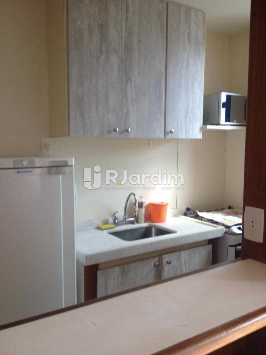 Conheça Cozinha do imóvel - Flat Para Alugar - Leblon - Rio de Janeiro - RJ - LAFL10068 - 9 Cozinha - Flat Para Alugar - Leblon - Rio de Janeiro - RJ - LAFL10068 - 9