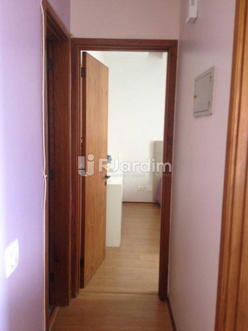 Conheça Corredor do imóvel - Flat Para Alugar - Leblon - Rio de Janeiro - RJ - LAFL10068 - 14 Corredor - Flat Para Alugar - Leblon - Rio de Janeiro - RJ - LAFL10068 - 14