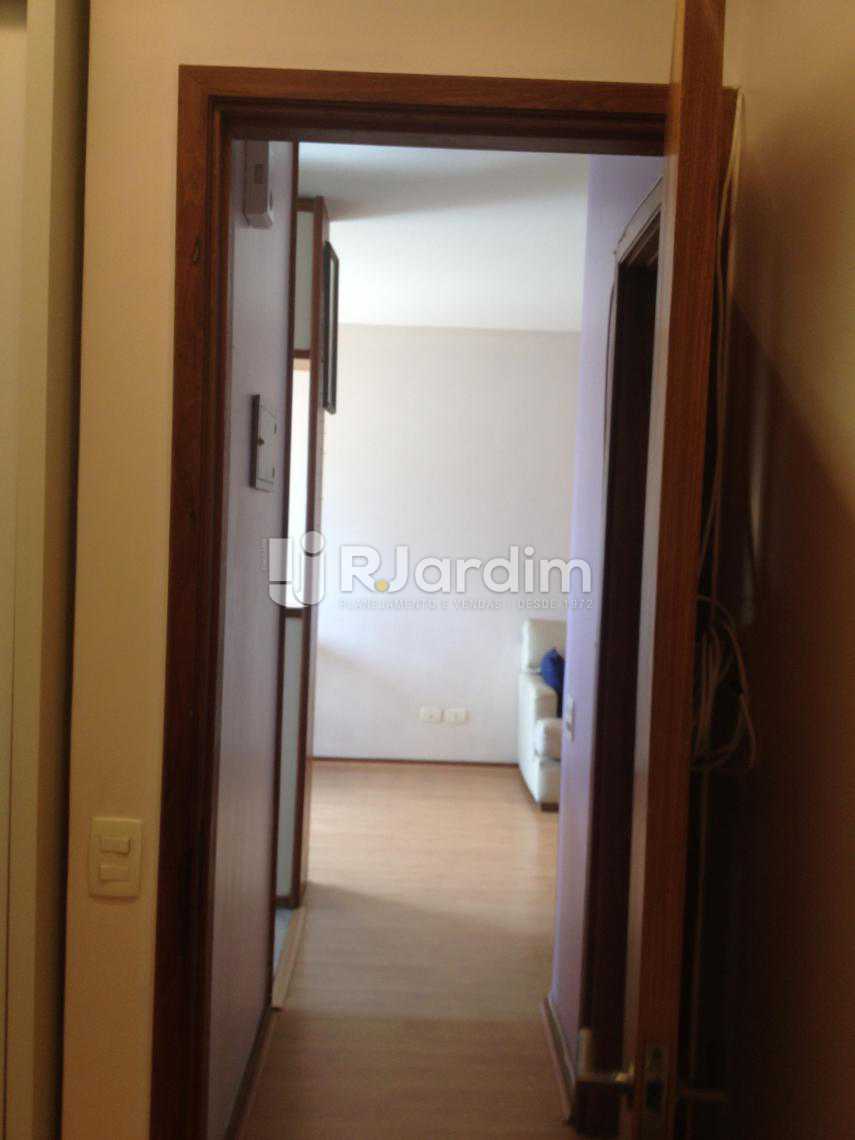 Conheça Corredor do imóvel - Flat Para Alugar - Leblon - Rio de Janeiro - RJ - LAFL10068 - 15 Corredor - Flat Para Alugar - Leblon - Rio de Janeiro - RJ - LAFL10068 - 15