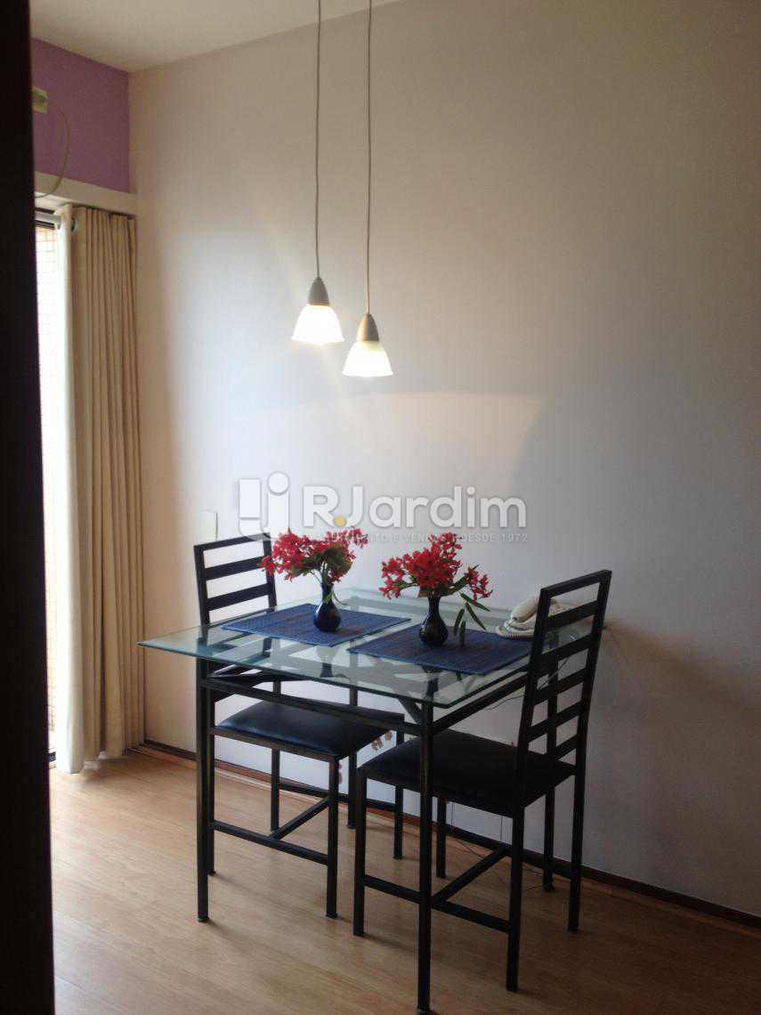 Conheça sala do imóvel - Flat Para Alugar - Leblon - Rio de Janeiro - RJ - LAFL10068 - 6 sala - Flat Para Alugar - Leblon - Rio de Janeiro - RJ - LAFL10068 - 6
