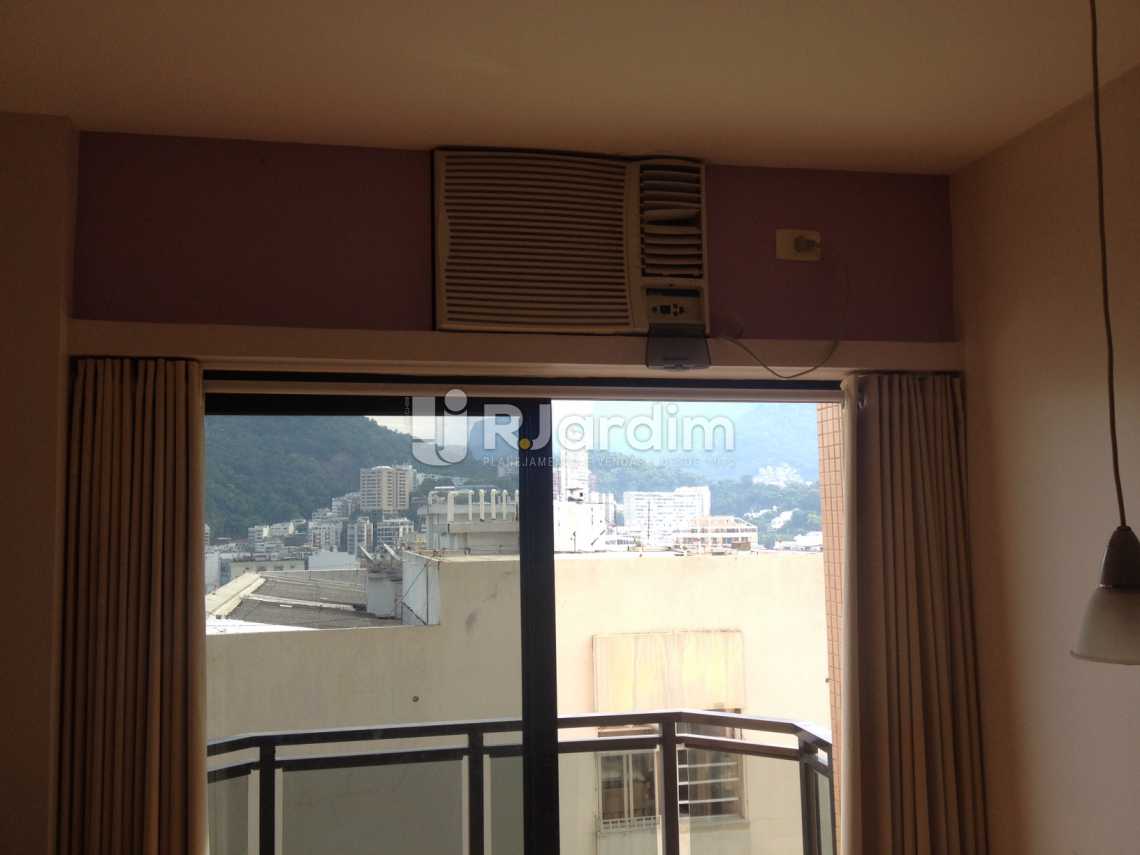 Conheça Sala vista varanda do imóvel - Flat Para Alugar - Leblon - Rio de Janeiro - RJ - LAFL10068 - 27 Sala vista varanda - Flat Para Alugar - Leblon - Rio de Janeiro - RJ - LAFL10068 - 27