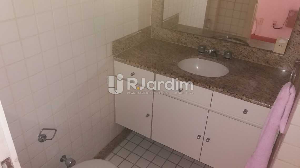 Conheça WC suíte do imóvel - Apartamento à venda Rua Constante Ramos,Copacabana, Zona Sul,Rio de Janeiro - R$ 2.680.000 - LAAP40631 - 13 WC suíte - Apartamento à venda Rua Constante Ramos,Copacabana, Zona Sul,Rio de Janeiro - R$ 2.680.000 - LAAP40631 - 13