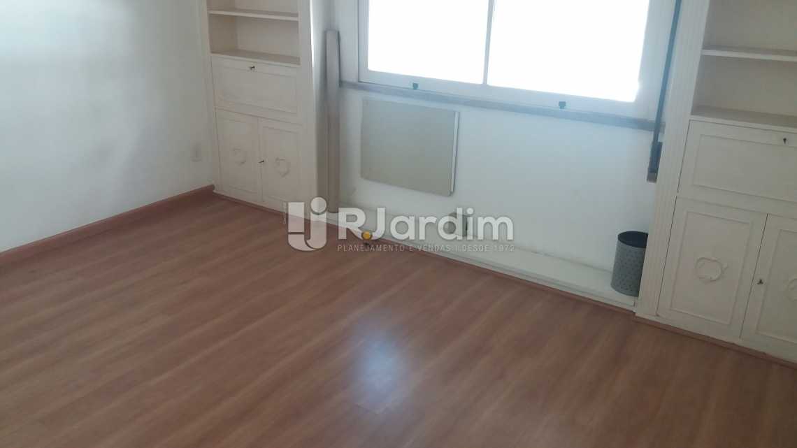 Conheça Quarto do imóvel - Apartamento à venda Rua Constante Ramos,Copacabana, Zona Sul,Rio de Janeiro - R$ 2.680.000 - LAAP40631 - 17 Quarto - Apartamento à venda Rua Constante Ramos,Copacabana, Zona Sul,Rio de Janeiro - R$ 2.680.000 - LAAP40631 - 17