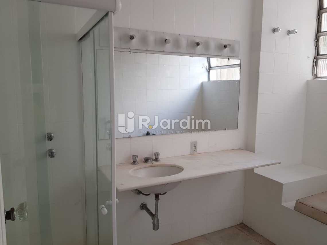 Conheça Banheiro social do imóvel - Compra Venda Avaliação Imóveis Apartamento Copacabana 4 Quartos - LAAP40638 - 18 Banheiro social - Compra Venda Avaliação Imóveis Apartamento Copacabana 4 Quartos - LAAP40638 - 18