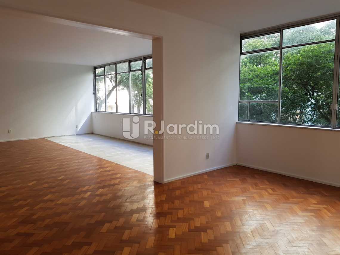 Conheça Sala do imóvel - Compra Venda Avaliação Imóveis Apartamento Copacabana 4 Quartos - LAAP40638 - 5 Sala - Compra Venda Avaliação Imóveis Apartamento Copacabana 4 Quartos - LAAP40638 - 5