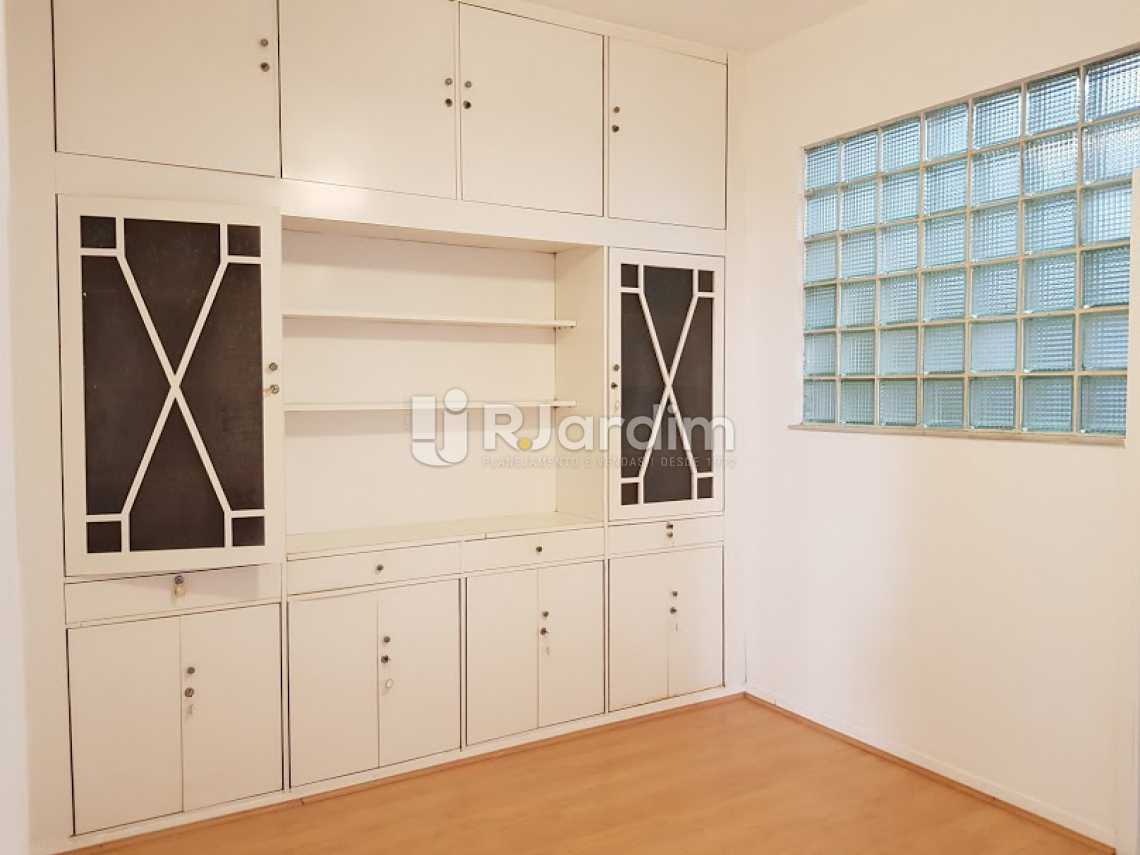 Conheça Sala TV do imóvel - Compra Venda Avaliação Imóveis Apartamento Copacabana 4 Quartos - LAAP40638 - 9 Sala TV - Compra Venda Avaliação Imóveis Apartamento Copacabana 4 Quartos - LAAP40638 - 9