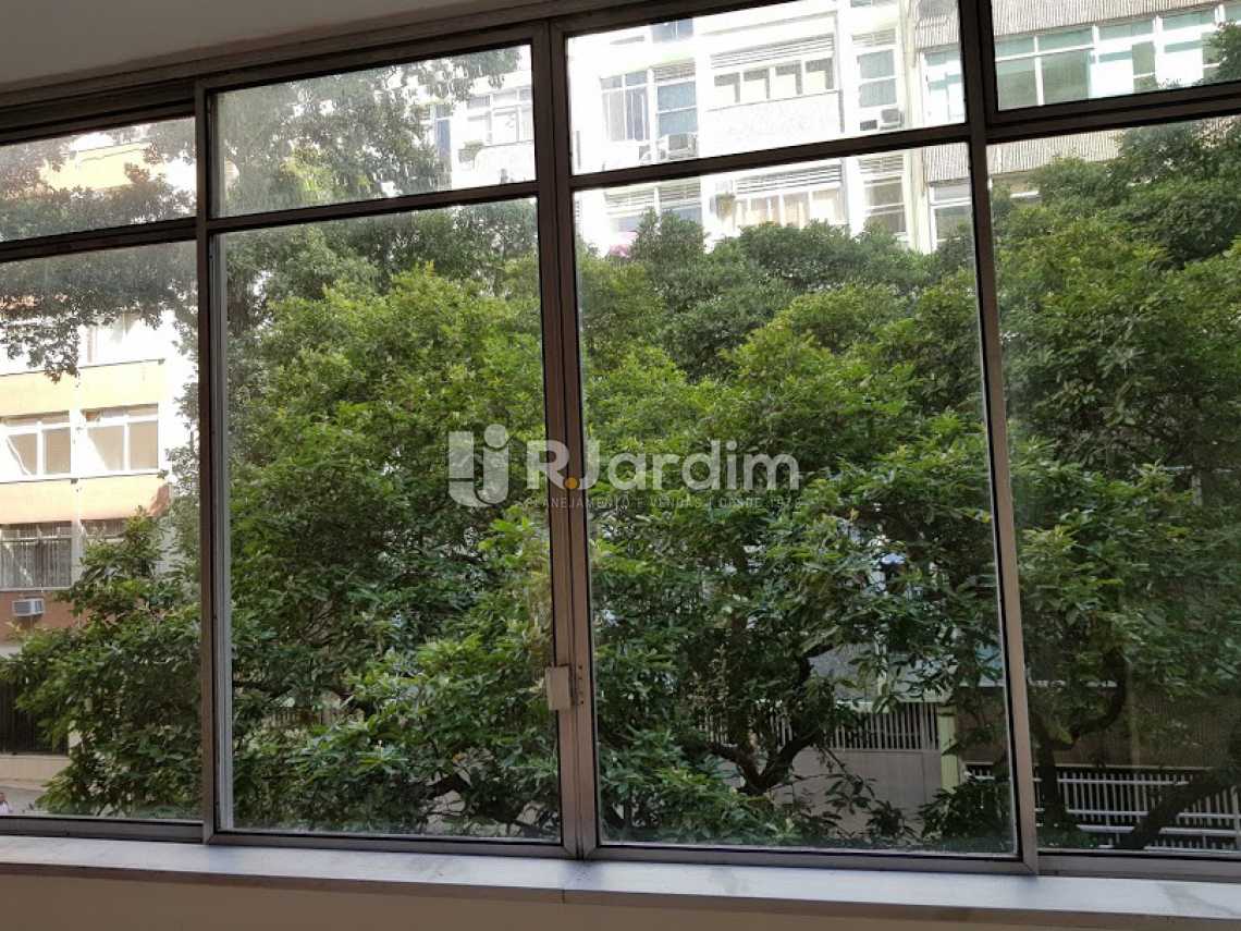 Conheça Vista sala do imóvel - Compra Venda Avaliação Imóveis Apartamento Copacabana 4 Quartos - LAAP40638 - 4 Vista sala - Compra Venda Avaliação Imóveis Apartamento Copacabana 4 Quartos - LAAP40638 - 4